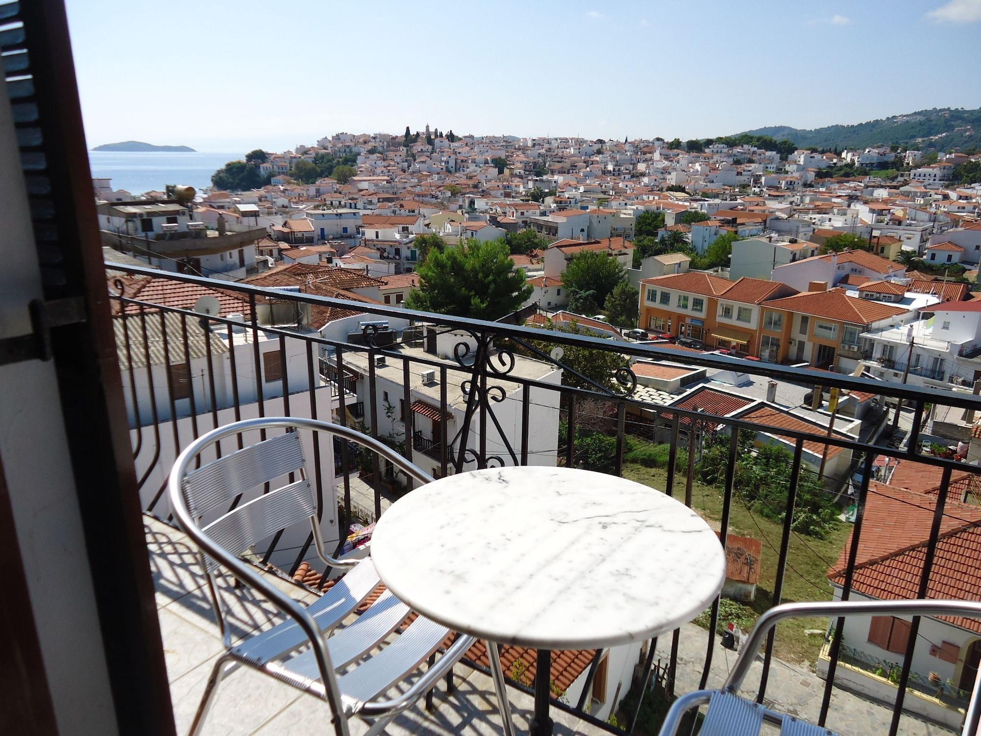 Pension Margarita Skiathos Town Exterior photo