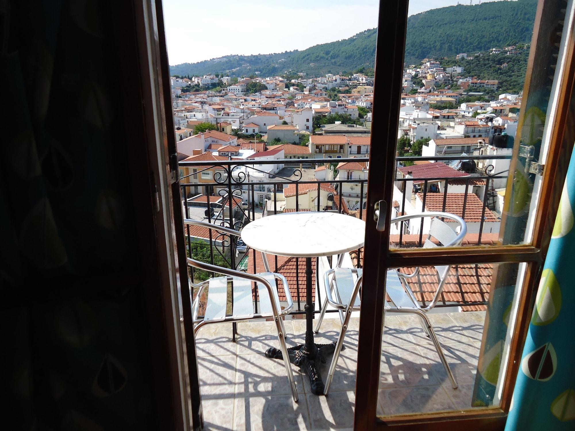 Pension Margarita Skiathos Town Exterior photo