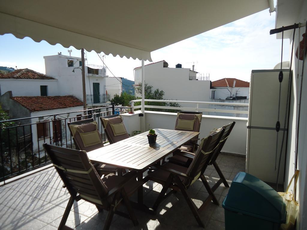 Pension Margarita Skiathos Town Exterior photo