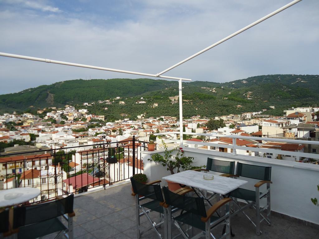 Pension Margarita Skiathos Town Exterior photo