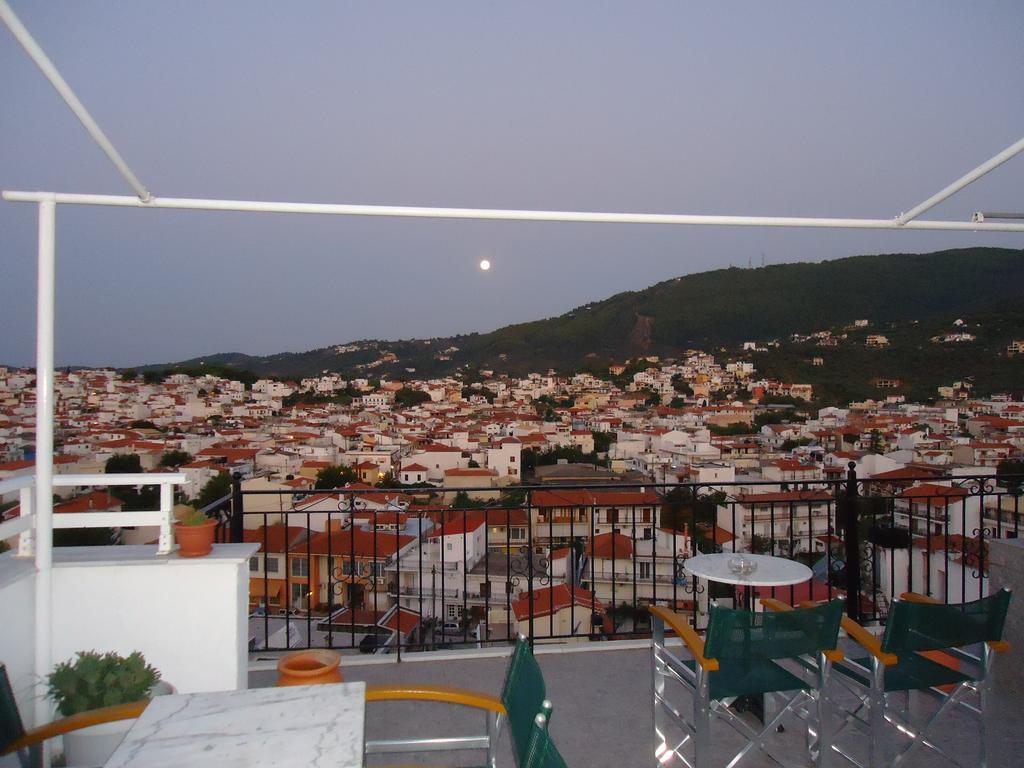 Pension Margarita Skiathos Town Exterior photo