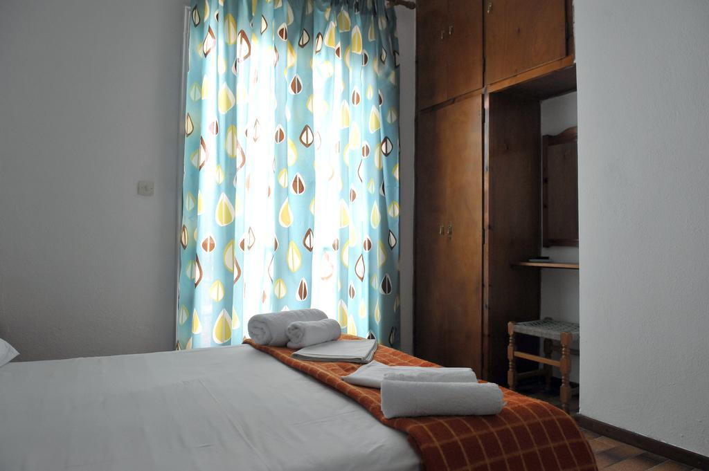 Pension Margarita Skiathos Town Exterior photo