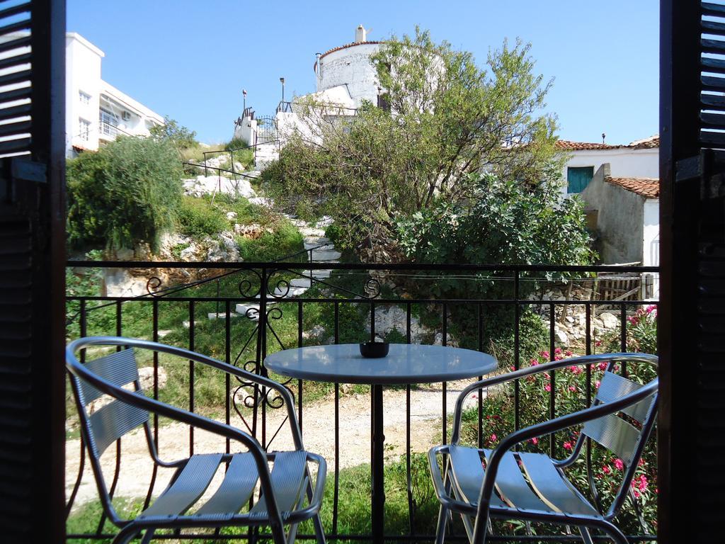 Pension Margarita Skiathos Town Exterior photo